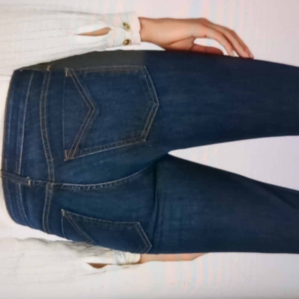 DEREK LAM* Crosby 10 'Devi' mid rise authentic skinny jean medium wash 15" flat - Picture 5 of 11